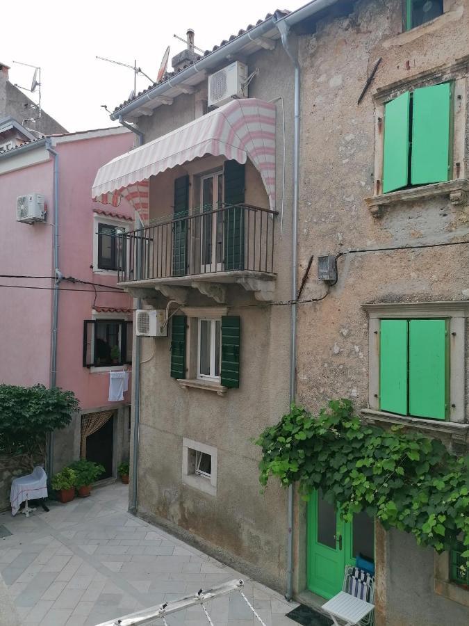 Apartment Veli Dvor Cres Exteriér fotografie
